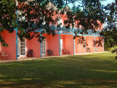 Canoe Bay Beach Resort Lowlands Exterior photo